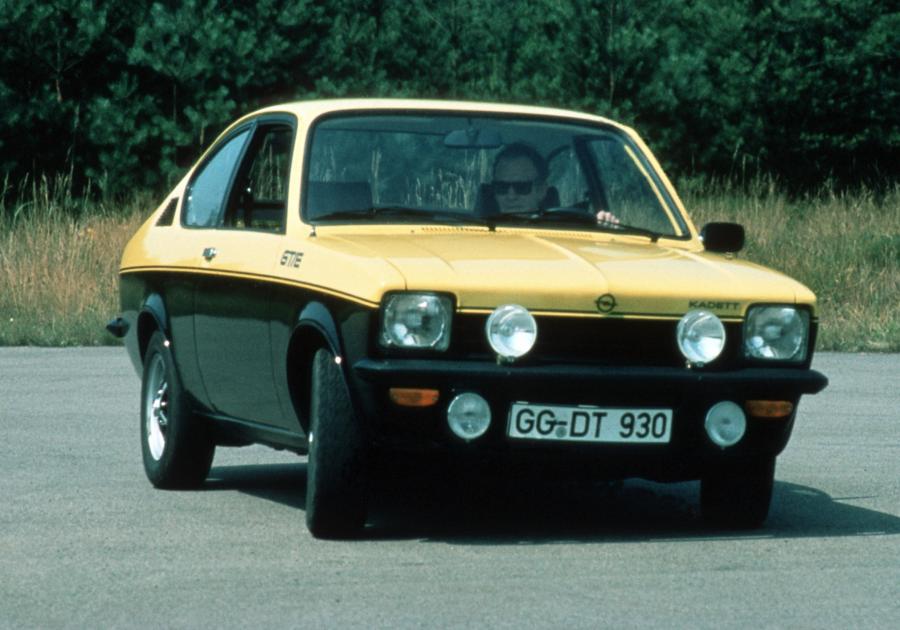  Opel Kadett GT/E 1975 года  (фото 7 из 10)